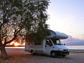 Wohnmobil am Meer